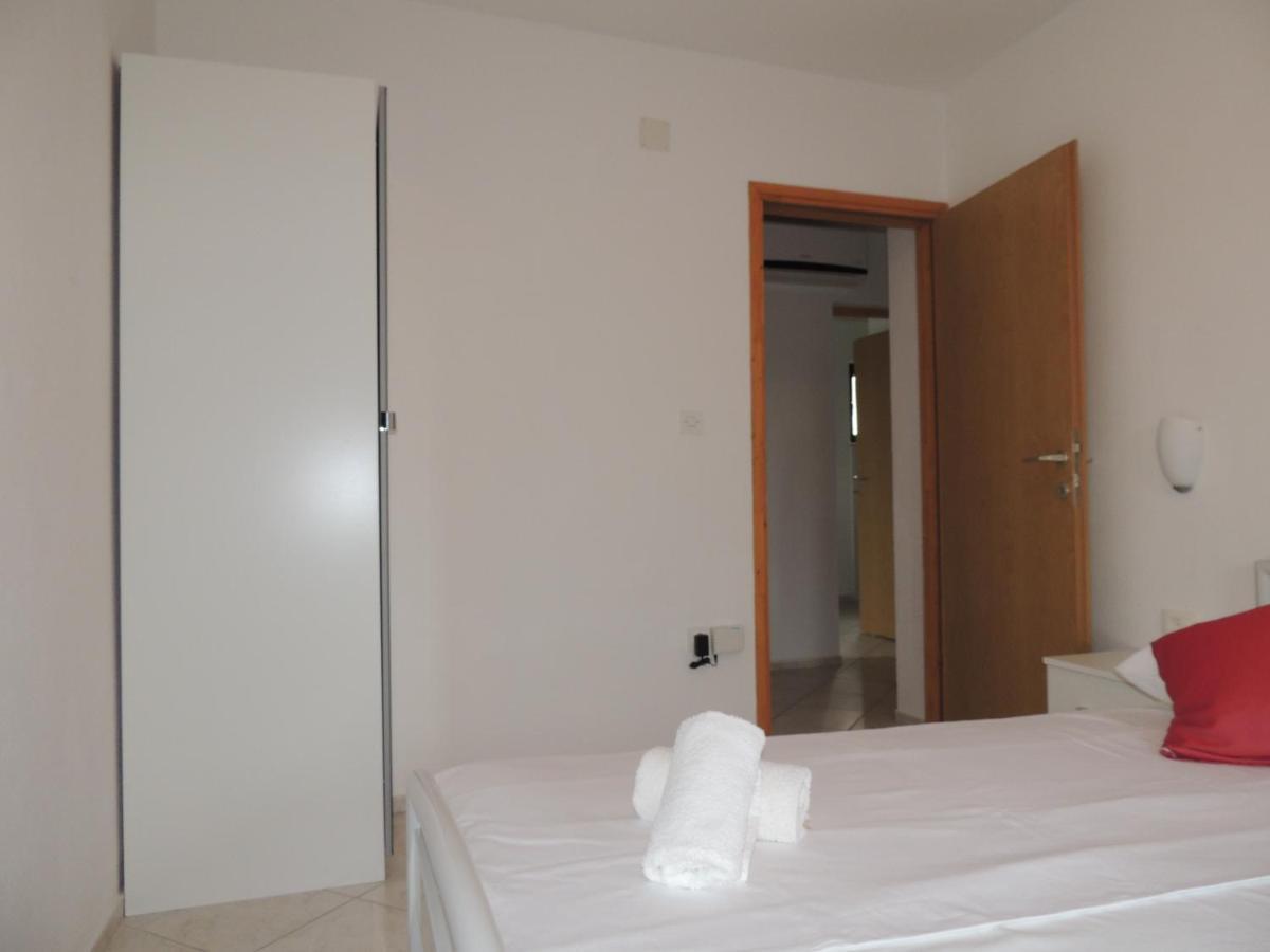 Suljic - Cash Only Stari Grad (Hvar)